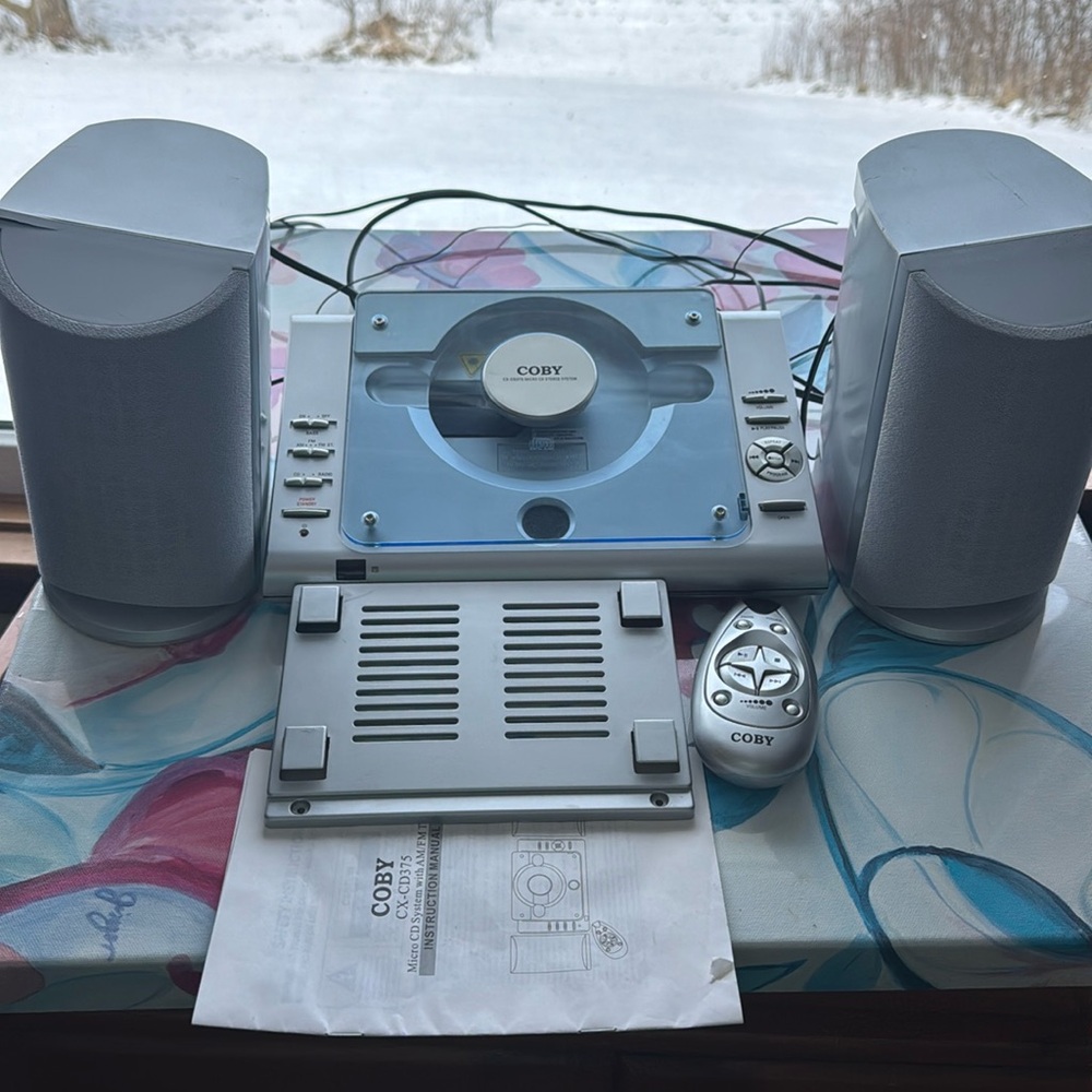 Coby CX-CD375 Micro cd system with am/fm tuner circa 2004 - Picture 2 of 9